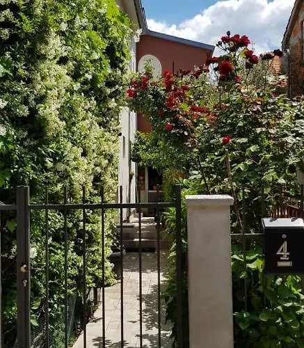 J&m 게스트하우스 4*